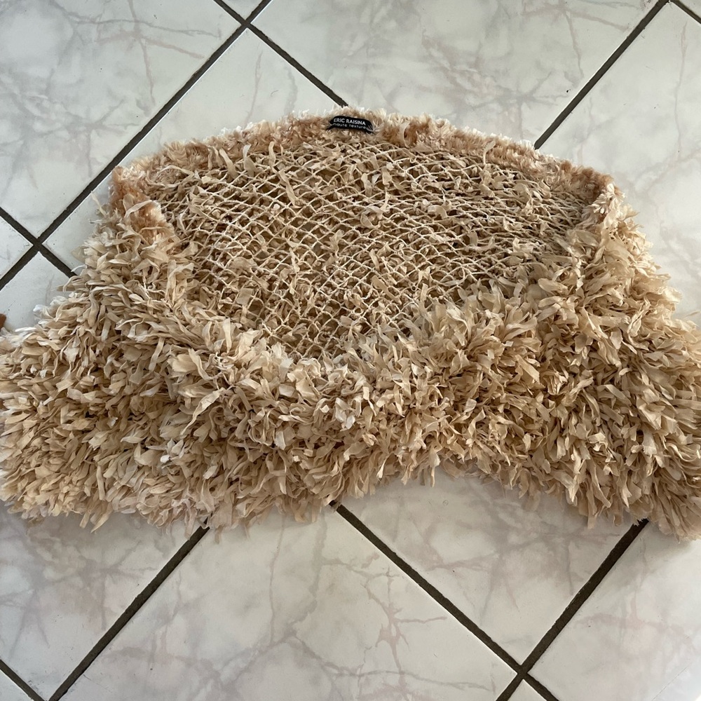 Eric raisina haute fashion shawl